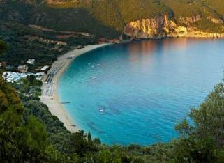 Lichnos Beach Hotel & Suites