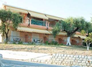 Lichnos Bay Village Hotel
