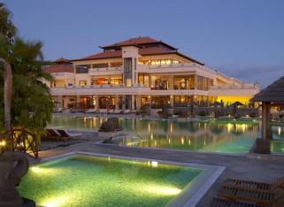 REGENCY COUNTRY CLUB