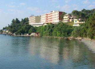 OASIS HOTEL VARA 2016