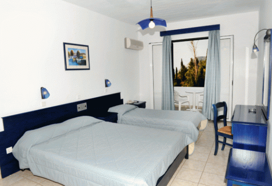 Santa Marina Hotel - Lefkada  Insula Lefkada Grecia