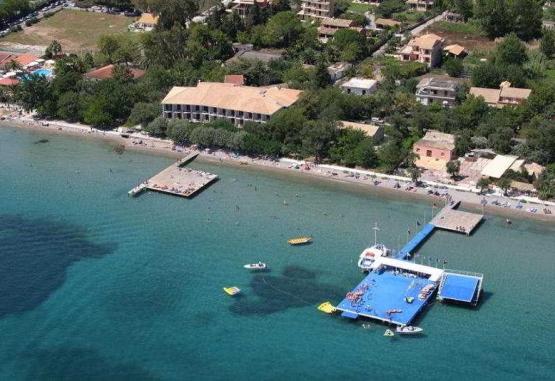 Dassia Beach Insula Corfu Grecia