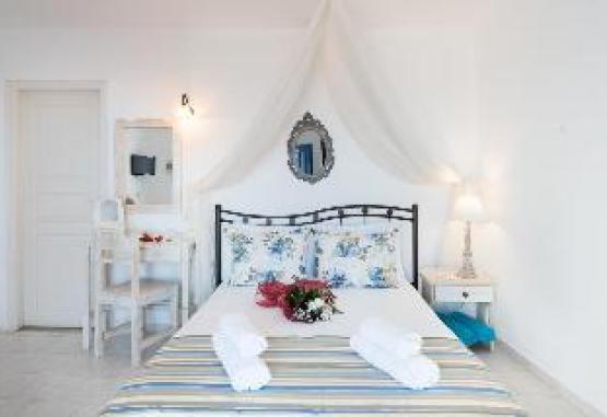 Agnadi Villas Insula Santorini Grecia