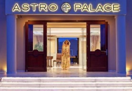 Astro Palace Insula Santorini Grecia