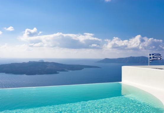Cosmopolitan Suites Insula Santorini Grecia