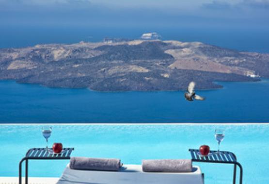 Cosmopolitan Suites Insula Santorini Grecia
