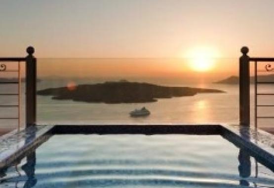 NEFELES LUXURY SUITES Insula Santorini Grecia