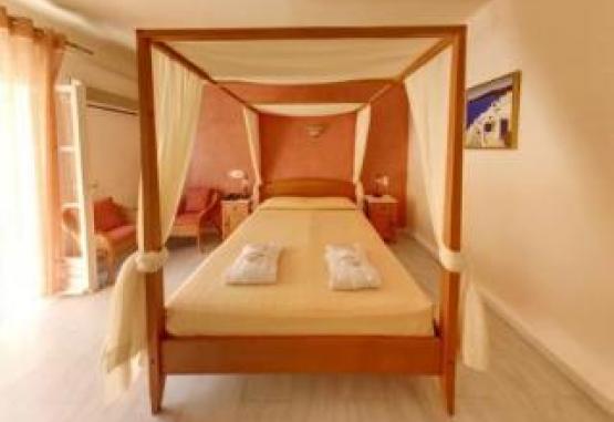 Antinea Suites & Spa Hotel Insula Santorini Grecia