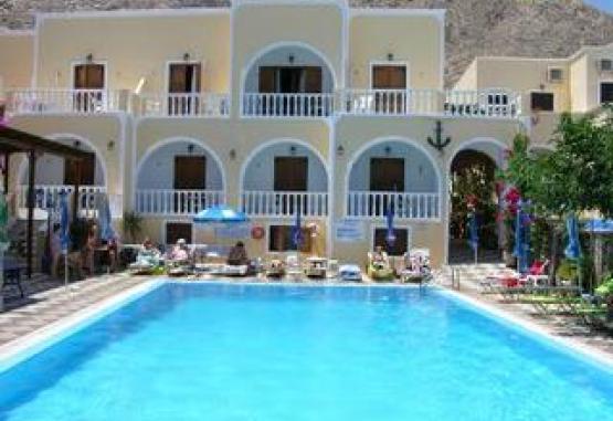 Blue Sea Hotel and Studios Insula Santorini Grecia