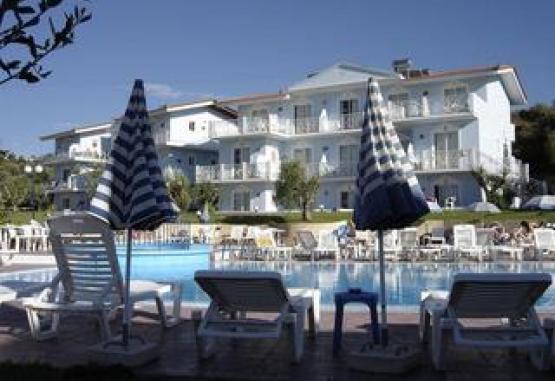 Filoxenia Hotel Apartments Tholos/ Theologos Grecia