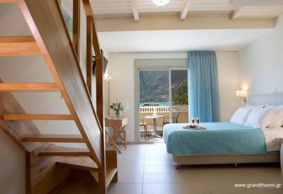 Grande Theoni Hotel Insula Lefkada Grecia