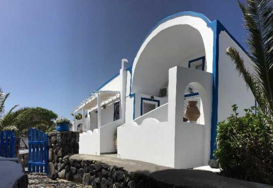 Milos Villas Insula Santorini Grecia