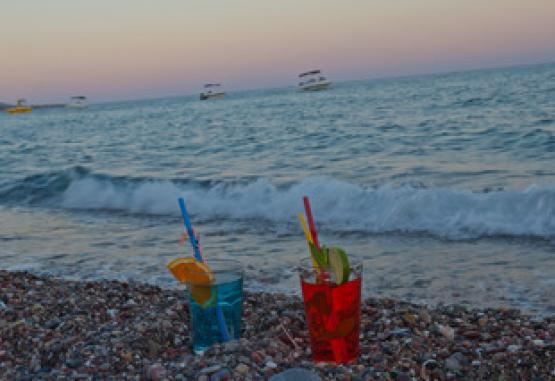 Sun Beach Lindos Lardos Grecia