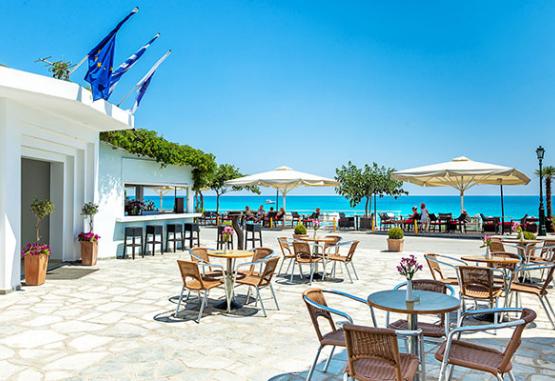 Dolphin Beach Hotel Possidi Grecia