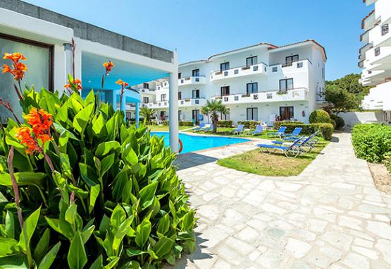 Dolphin Beach Hotel Possidi Grecia