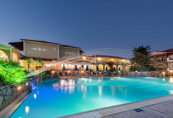 DENNYS INN Insula Zakynthos Grecia