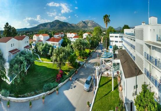 Grand Bleu  Insula Evia Grecia