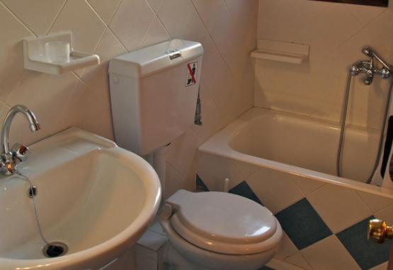 Karaoulanis Beach Hotel  Pelion   Agios Ioannis 