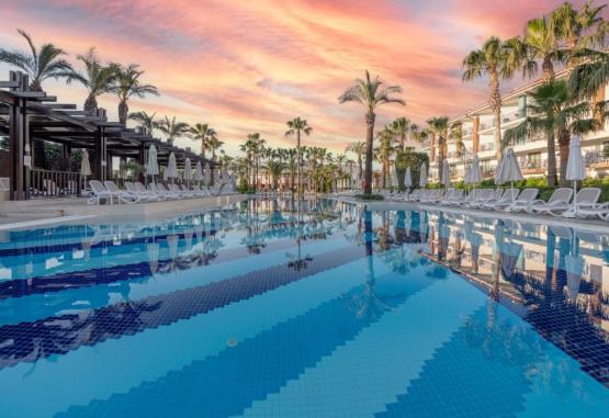 Belek Beach Resort 5* Belek Turcia