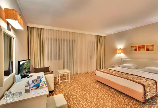 SWANDOR HOTEL & RESORT KEMER (ex. Pgs Kiris Resort) 5 * Kemer Turcia
