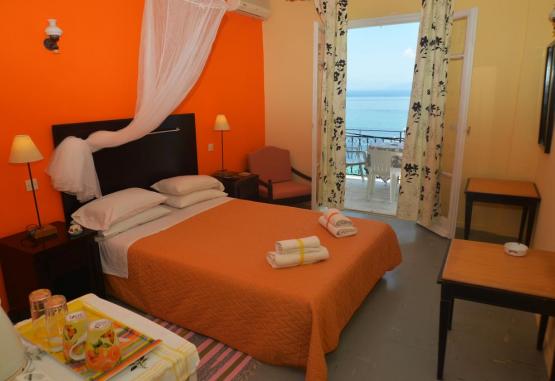 Eros Hotel  Insula Corfu Grecia