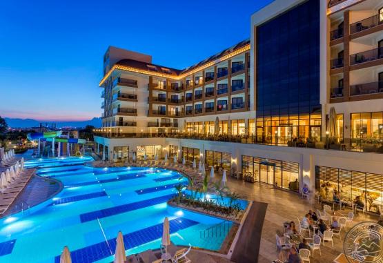 Glamour Resort & Spa 5 * Side Turcia