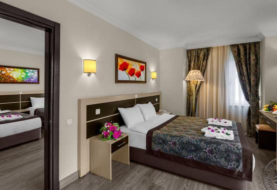 Crystal Aura Beach Resort & Spa 5* Kemer Turcia