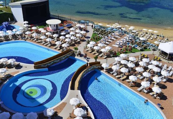 Azura Deluxe Resort & Spa 5* Alanya Turcia