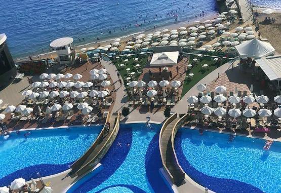 Azura Deluxe Resort & Spa 5* Alanya Turcia