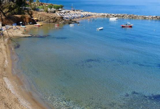 Panormo Beach 3* Panormo. Grecia