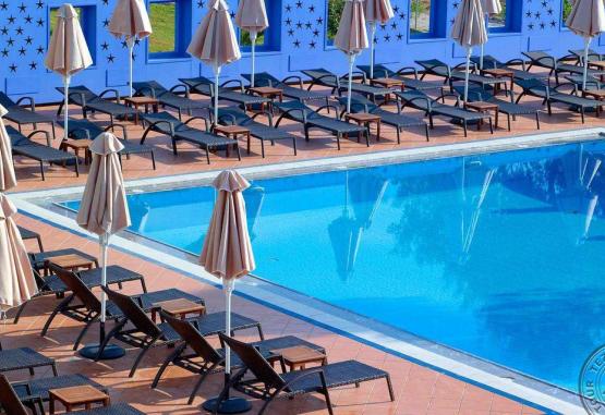 ELIROS MARE 4*  Chania Grecia