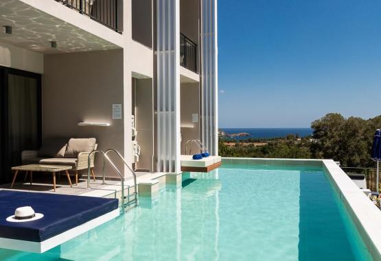 T HOTEL PREMIUM SUITES 4*  Rethymno Grecia