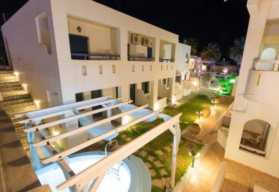 Iliada Hotel 3* (Perivolos) Insula Santorini Grecia