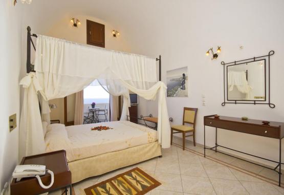 Epavlis Hotel Kamari 4* Insula Santorini Grecia