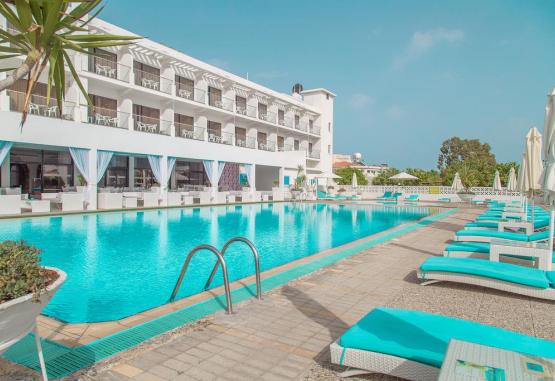 SVELTOS Hotel 3* Larnaca Cipru