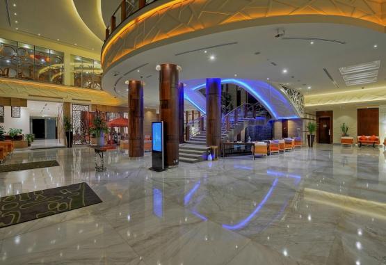 Ghaya Grand Hotel & Apartments Dubai Sports City Emiratele Arabe Unite