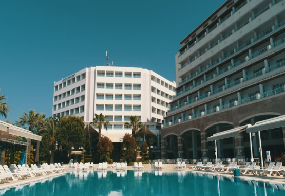 BATIHAN BEACH RESORT & SPA 4* Kusadasi Turcia