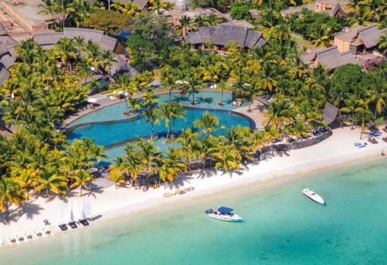 TROU AUX BICHES BEACHCOMBER GOLF RESORT AND SPA  Regiunea Mauritius 