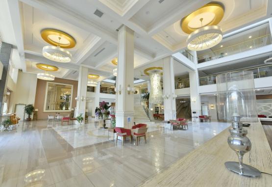 ROYAL GARDEN BEACH 5* Alanya Turcia