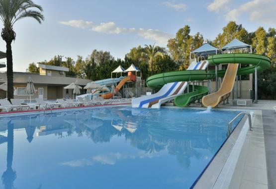 ROYAL GARDEN BEACH 5* Alanya Turcia