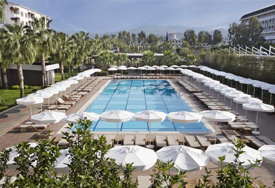 ROYAL GARDEN BEACH 5* Alanya Turcia