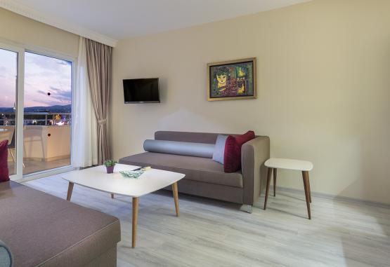 ROYAL GARDEN BEACH 5* Alanya Turcia