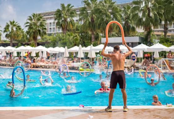 ROYAL GARDEN BEACH 5* Alanya Turcia