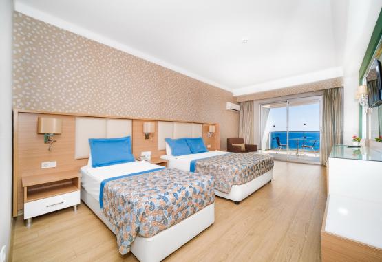 ROYAL GARDEN BEACH 5* Alanya Turcia