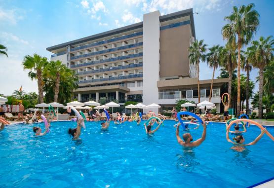 ROYAL GARDEN BEACH 5* Alanya Turcia