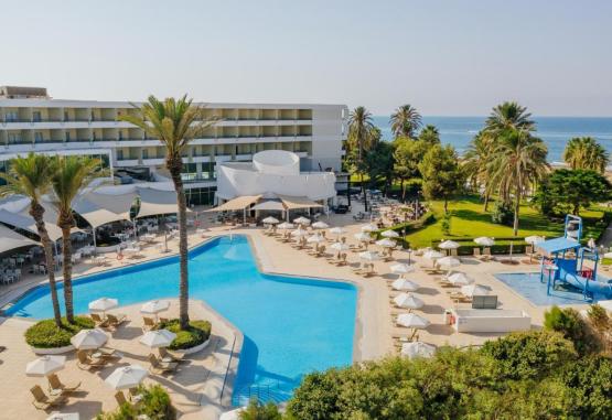 LOUIS IMPERIAL BEACH 4* Paphos Cipru