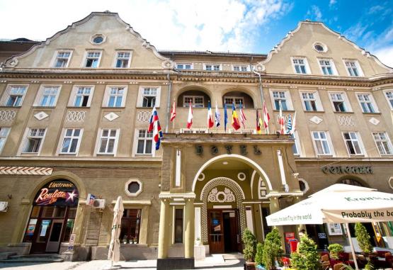 Hotel Coroana Brasov Romania