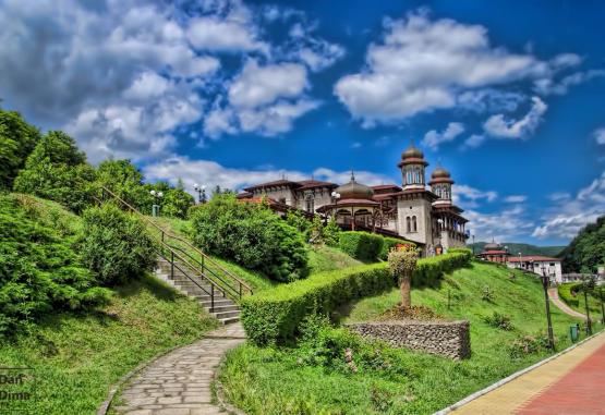 Hotel Coroana Moldovei Slanic Moldova Romania