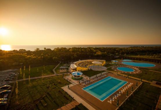Blaxy Premium Resort Olimp Romania