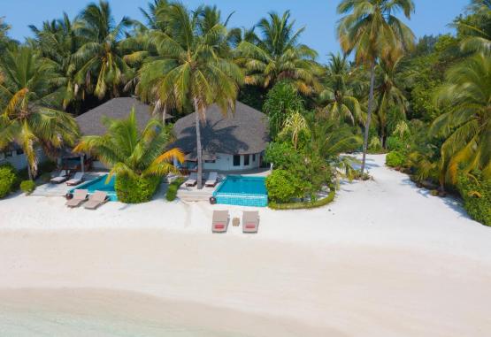Centara Grand Island Resort & Spa Maldives  Regiunea Maldive 